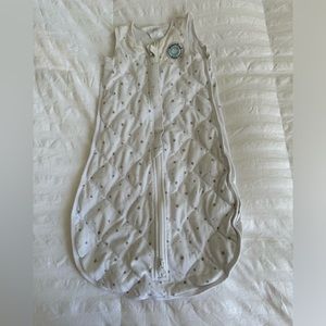 Dreamland sleep sack size small (8-16 pounds or 0-6 months)